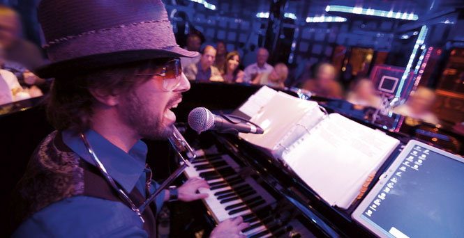 Piano Bar